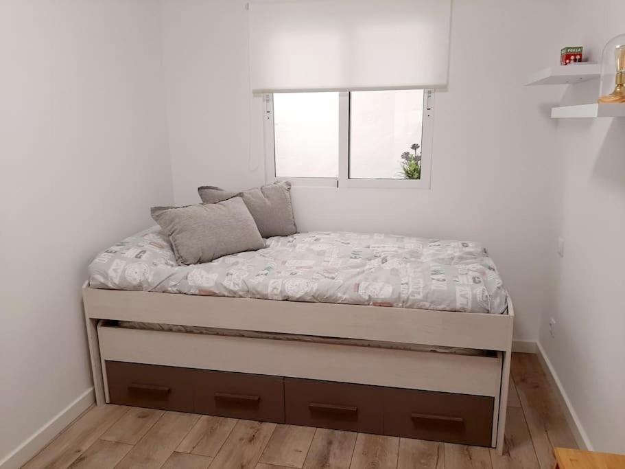 Confortable Apartamento En Elche Luaran gambar